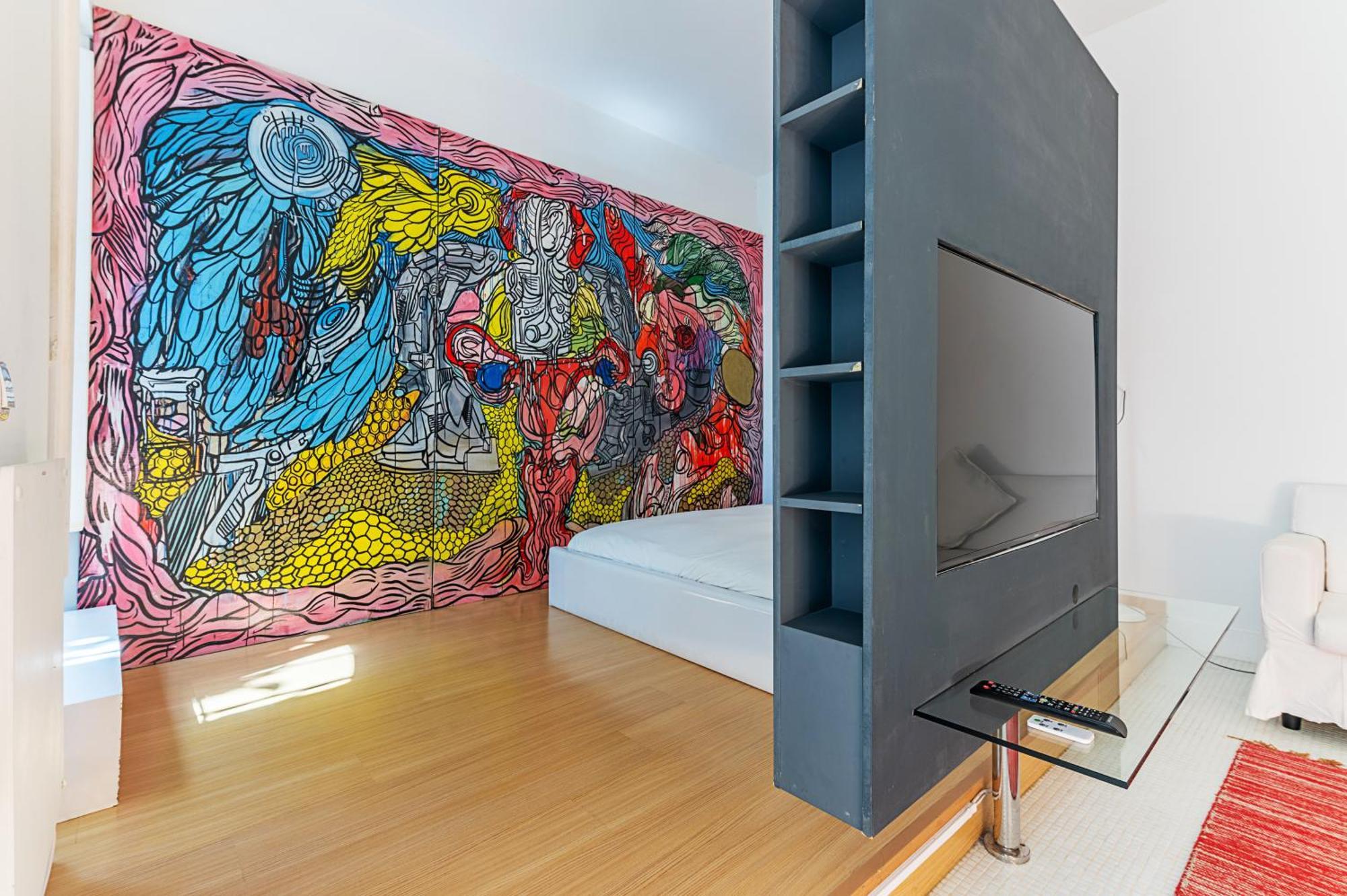 Studio Apartment
